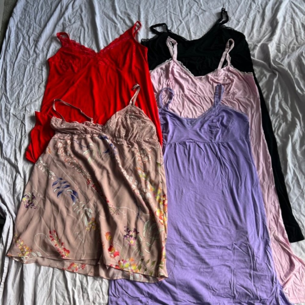 5 Night Gowns - WILL BE DONATED 8/3